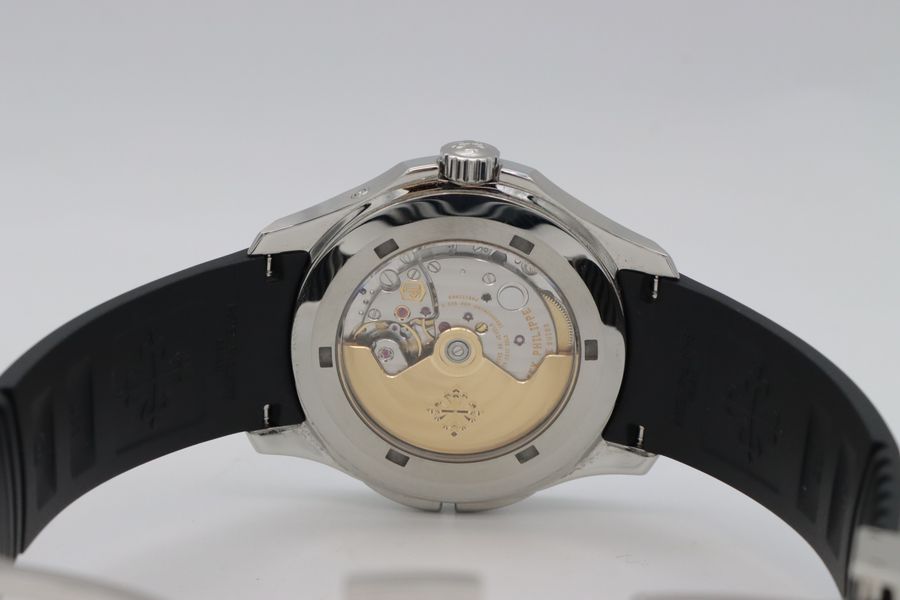 Patek Philippe Aquanaut 5164A-001